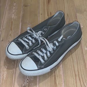 Grey Converse Sz 11 (Women’s)